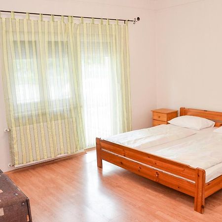 Aparthotel Gabor Aron Apartman Hajdúszoboszló Exterior foto
