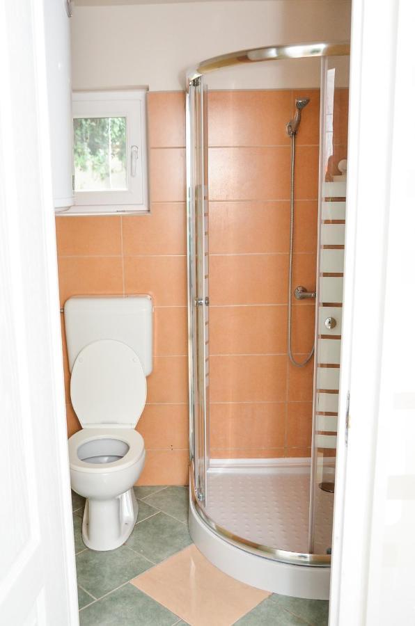 Aparthotel Gabor Aron Apartman Hajdúszoboszló Exterior foto