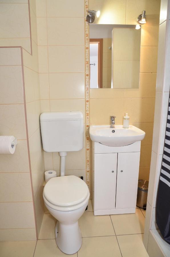 Aparthotel Gabor Aron Apartman Hajdúszoboszló Exterior foto