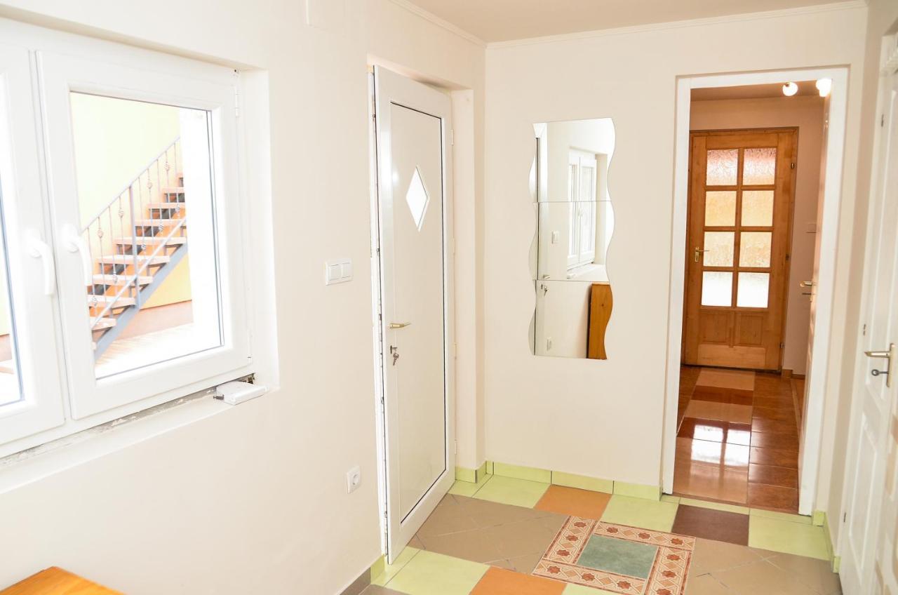Aparthotel Gabor Aron Apartman Hajdúszoboszló Exterior foto