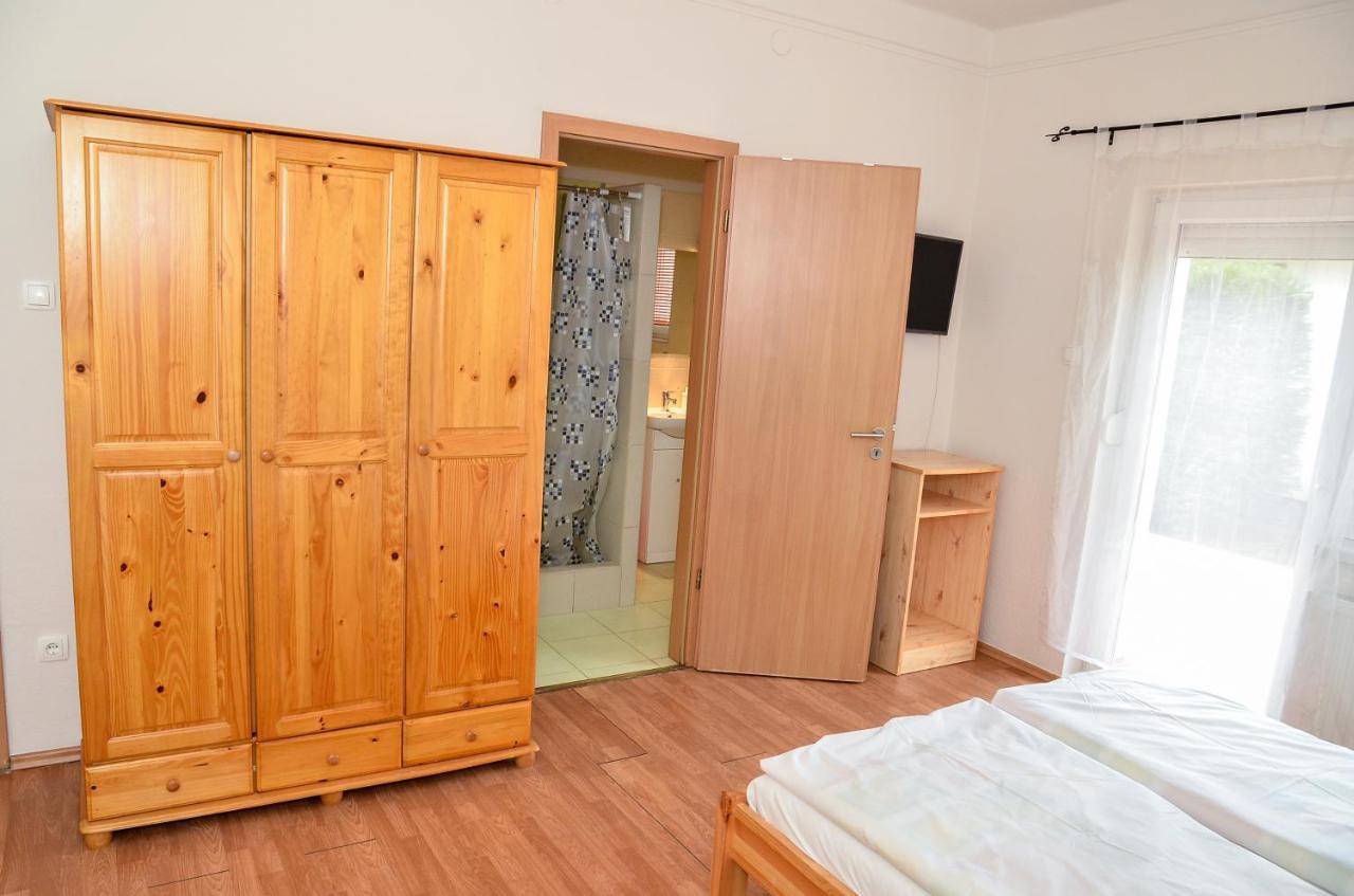 Aparthotel Gabor Aron Apartman Hajdúszoboszló Exterior foto