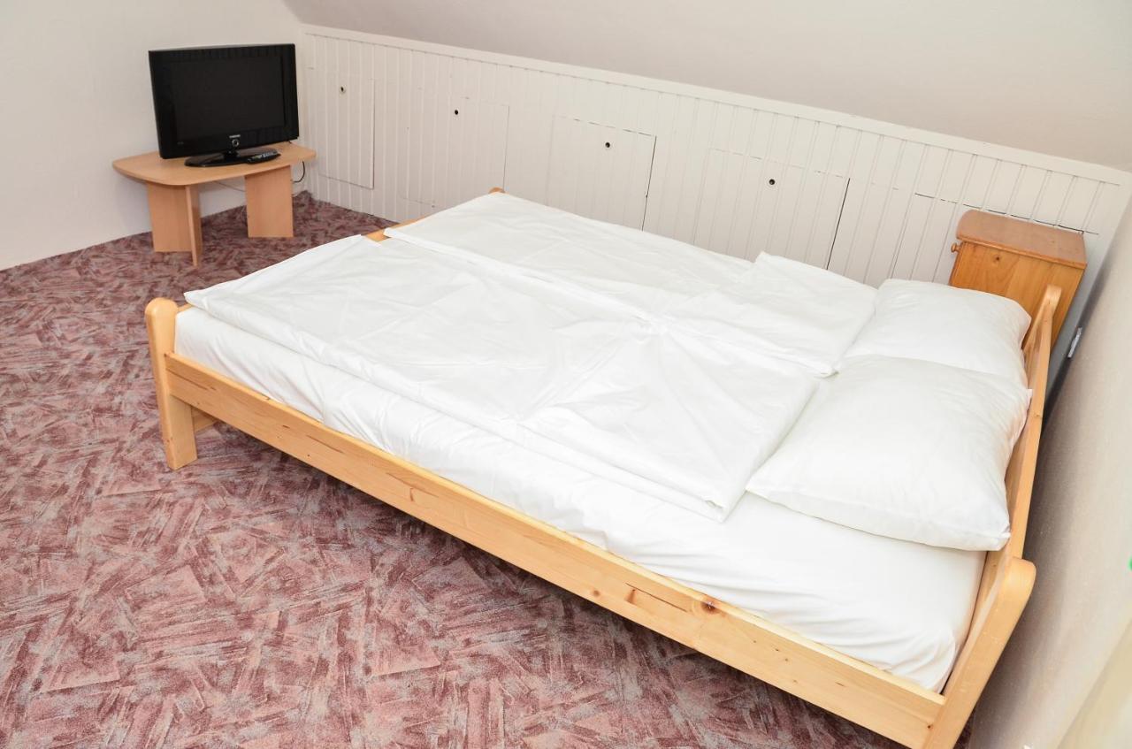 Aparthotel Gabor Aron Apartman Hajdúszoboszló Exterior foto