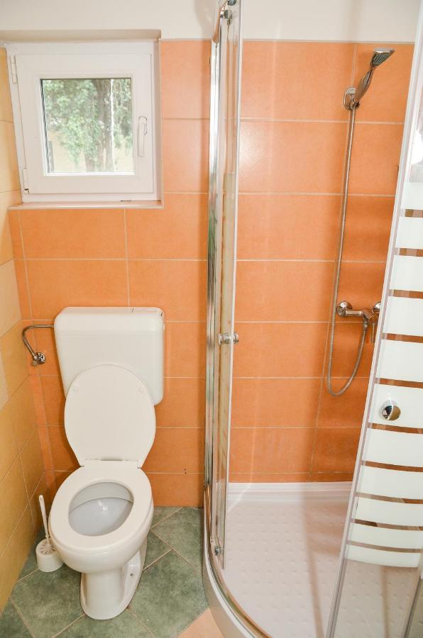 Aparthotel Gabor Aron Apartman Hajdúszoboszló Exterior foto